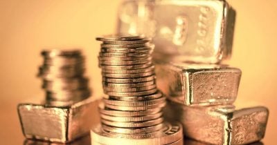 Gold Jumps 3% on Strait of Hormuz Optimism, Weaker Dollar
