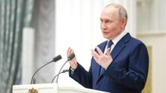 Putin's Loyalists Quietly Hedging Into Bitcoin as Ukraine War Fatigue Grows
