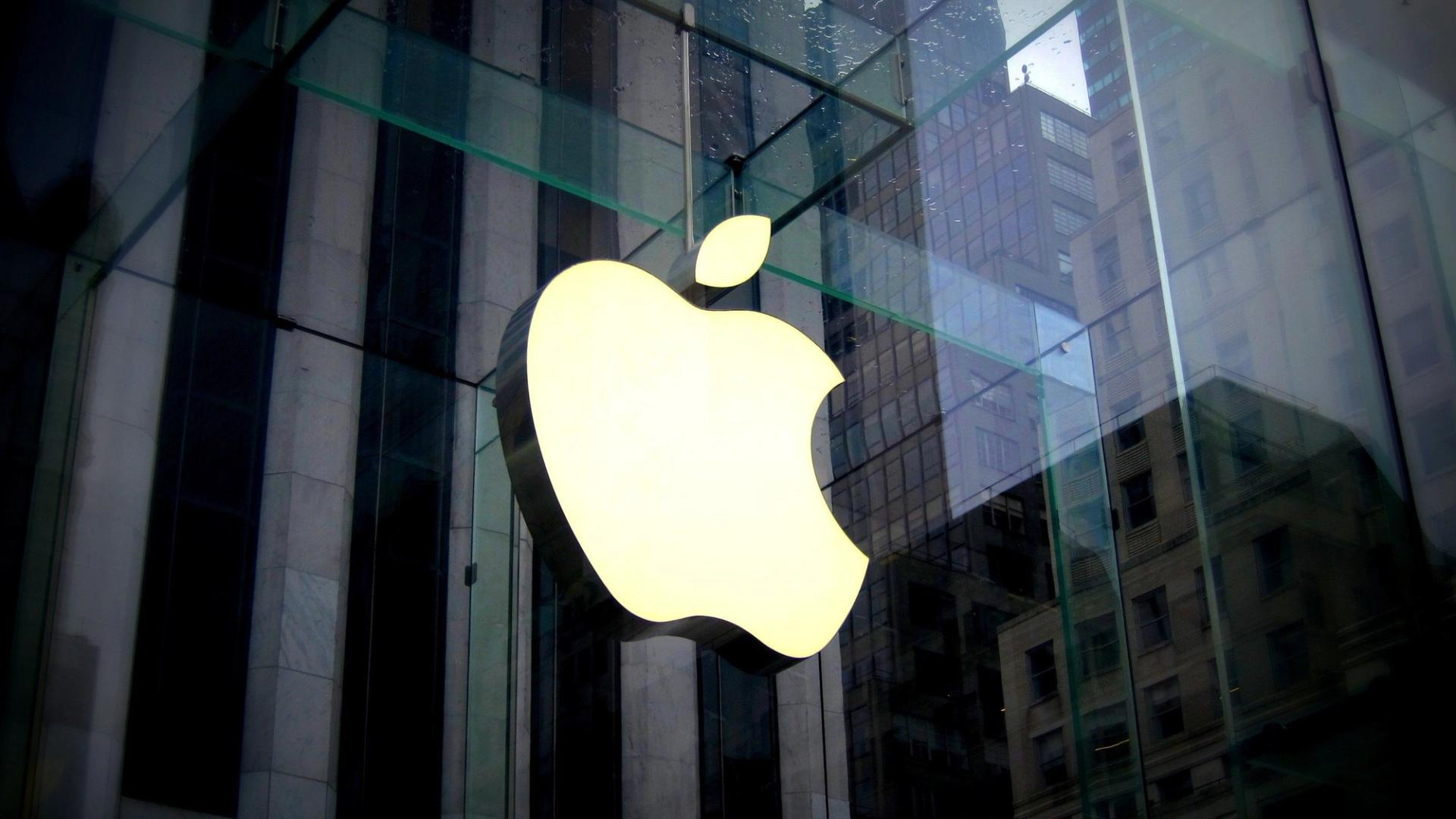 Lawsuit: Apple Ignored Warning About Fake Bitcoin Wallet App, User Lost $840K