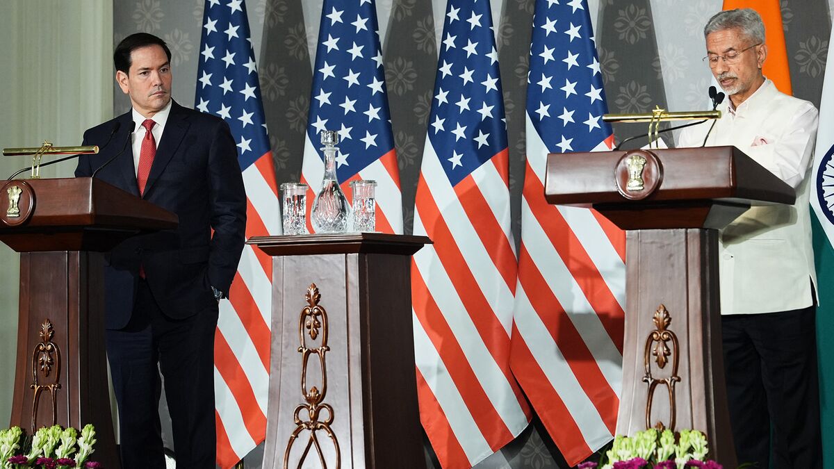 Rubio Signals Strait of Hormuz Relief Expected in Hours as Iran Talks Advance
