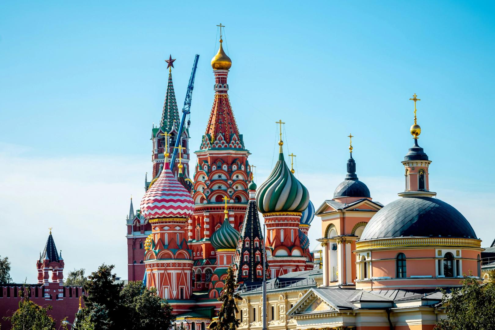 Russia Sanctions British Teenager Over A7A5 Stablecoin Allegations