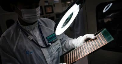Micron and Intel Lead Tech Sector Decline as Semiconductor Selloff Intensifies