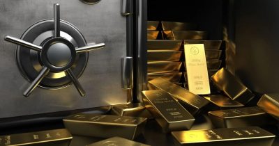 Central Banks' Gold Preference Signals Challenge to Dollar's Supremacy