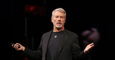 Michael Saylor Says He May Sell 0.2% of Bitcoin Holdings, Plans to Buy Back 5-10x More
