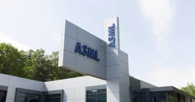 ASML's €55 Billion Swing Highlights EUV Dominance and China Export Risks