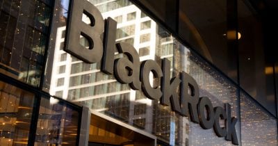 Bitcoin ETFs Bleed $334M as IBIT Posts Seven Straight Days of Outflows