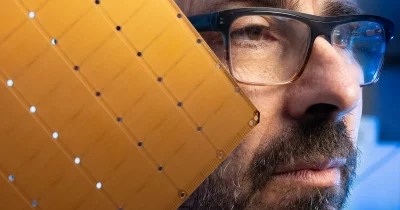 Cerebras Builds World's Largest AI Chip, Aims to Challenge Industry Norms