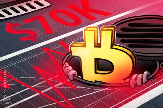 Bitcoin Sinks Below $70,000 as $800 Million in Liquidations Pile Up