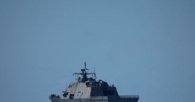 Trump Reports US Military Escorting Oil Tankers Through Strait of Hormuz Blockade