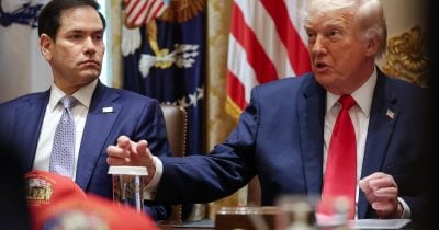 Trump Holds Iran Deal Meeting as Crypto Markets Brace for Fallout