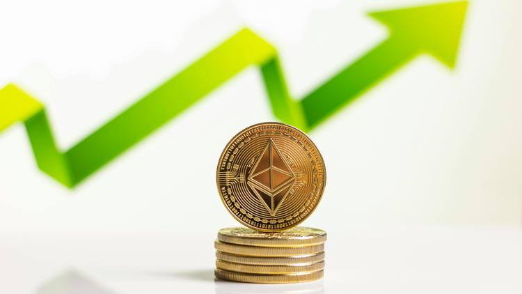 Analyst Predicts Ethereum Will Hit $10,000–$15,000 This Cycle, Points to Tokenization and Institutional Adoption