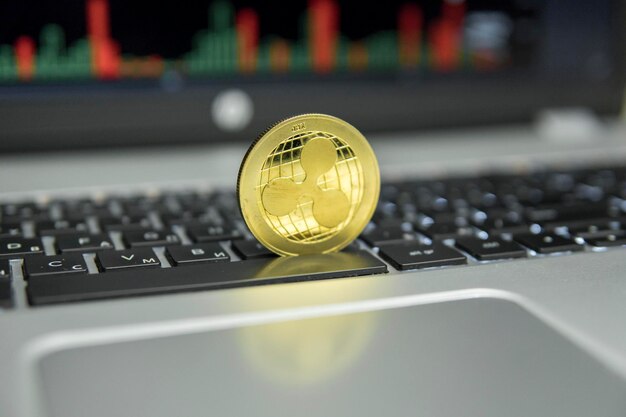 XRP Lags Crypto Rally as Exchange Flows Split