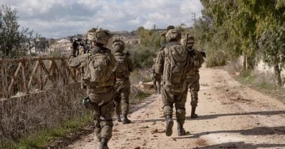 Hezbollah's Qassem Demands Full IDF Withdrawal from Lebanon