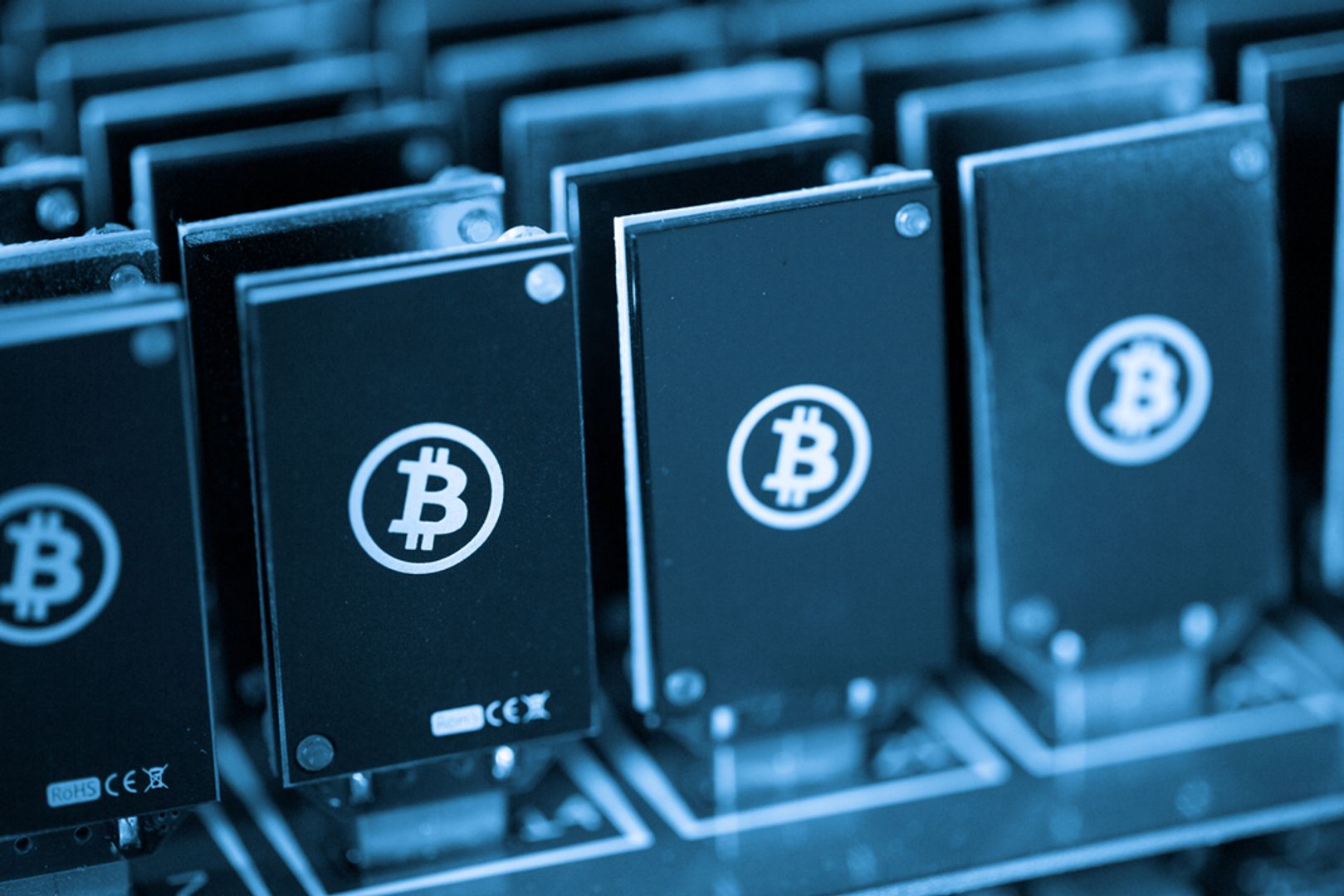 American Bitcoin Cuts Mining Cost to $36,200, Widens Lead as Peers Retreat