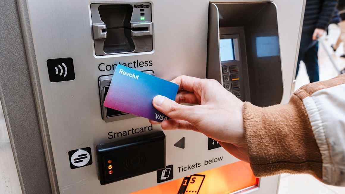 Report Highlights Revolut’s International Scaling Edge Over Legacy Banks