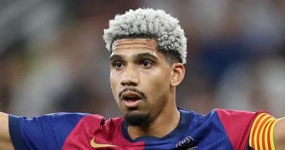 Liverpool Agrees Loan Deal for Barcelona Defender Ronald Araujo