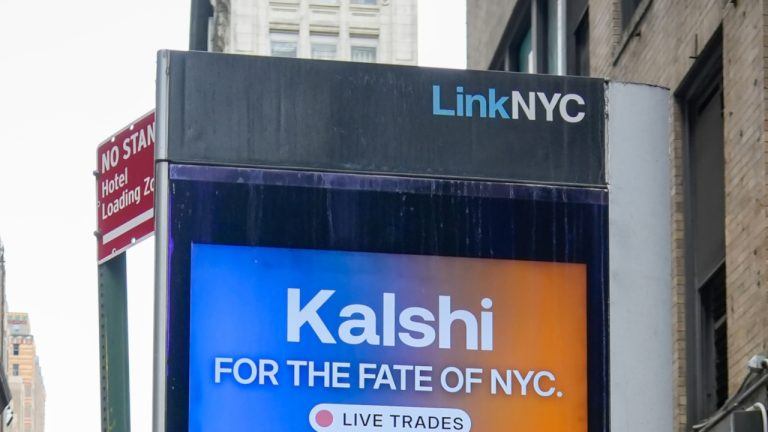 Kalshi Pulls Sports-Mention Markets as CFTC Reviews Manipulation Risk