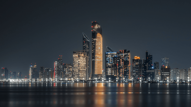 Coinbase Wins Abu Dhabi License to Tokenize Stocks
