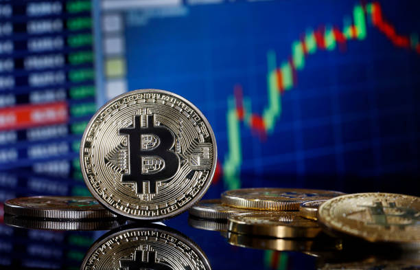 Les détenteurs à long terme de Bitcoin engloutissent l'offre alors que les institutions fuient sous les 80 000 $