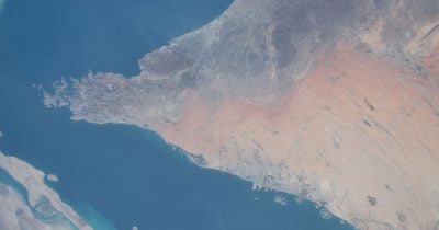Iran and Oman Negotiate Strait of Hormuz Reopening, Bitcoin Volatility May Drop
