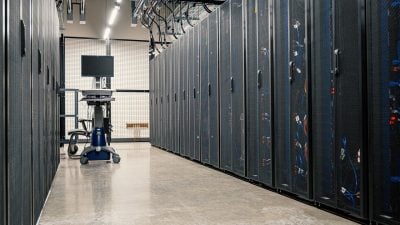 Over 15 Politicians Sign Pact to Rein In AI Data Centers