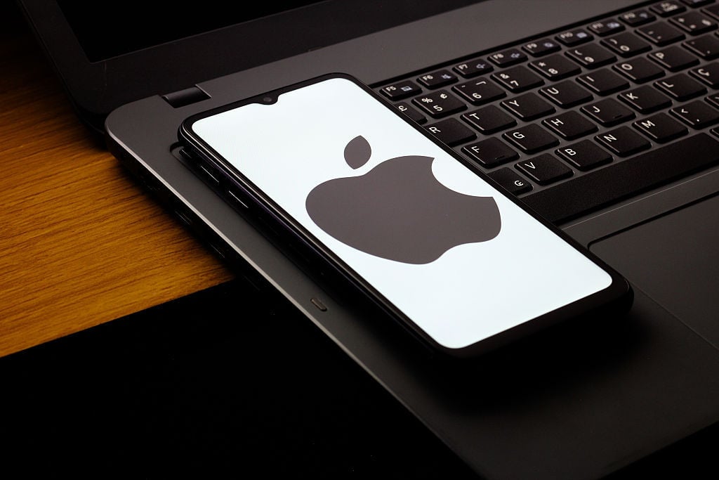 Apple's 'Surprise and Shine' Event Could Thin Altcoin Liquidity as Foldable iPhone Buzz Builds