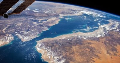 US Forces Redirect 22 Vessels, Board 2 in Bab el-Mandeb Strait Amid Tensions