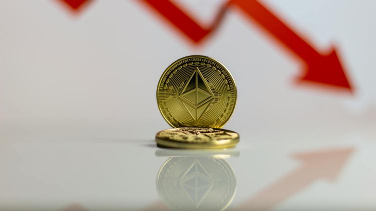 Etherealize Projects $250K ETH by 2045, Ted Pillows Eyes $2,250 in Near Term