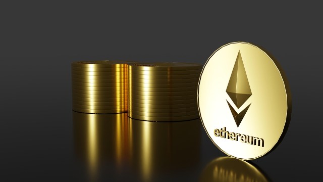 Jane Street Rotates from Bitcoin ETFs to Ethereum as Institutional Sentiment Shifts