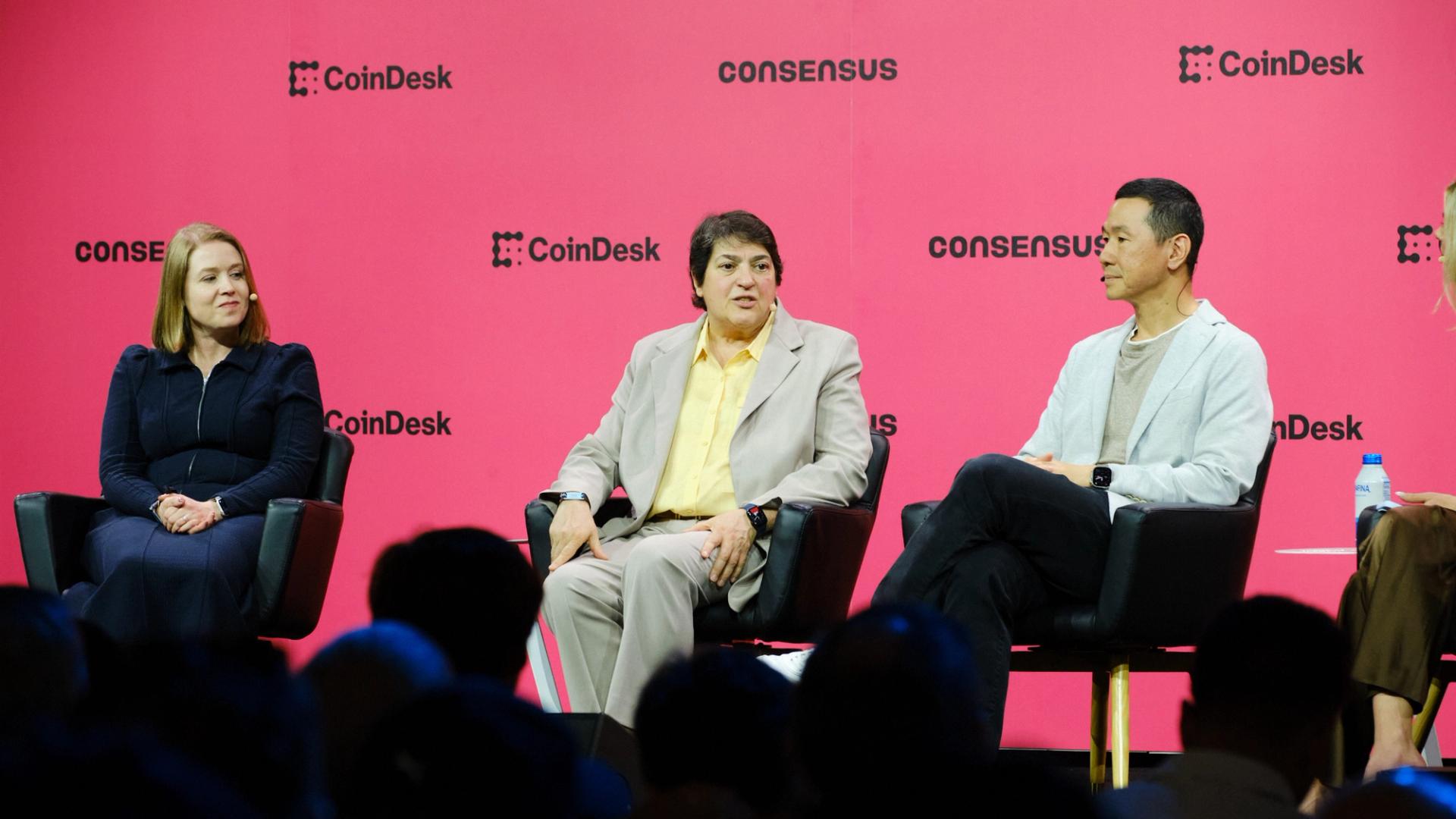 Wall Street Executives Say Tokenization Will Improve, Not Upend Banking