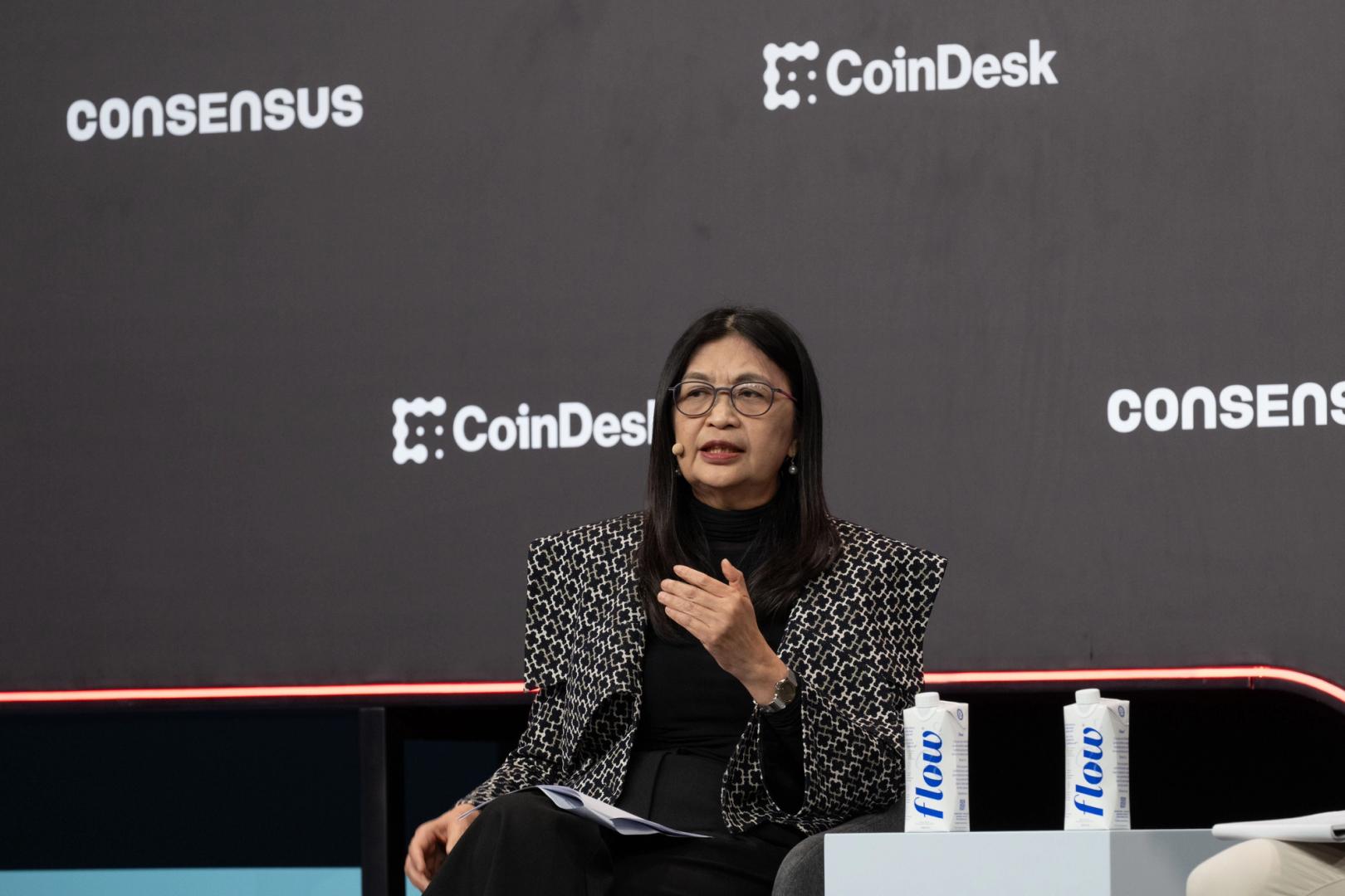 香港SFC、プロ投資家向けに暗号資産無期限契約を許可