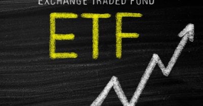 Crypto Funds Bleed Billions as US ETF Deleveraging Signals Flash Red