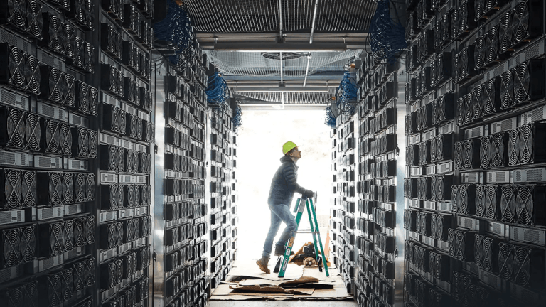 Bitcoin Hashrate Enters First Sustained Bear Market, Twenty One Capital CEO Says