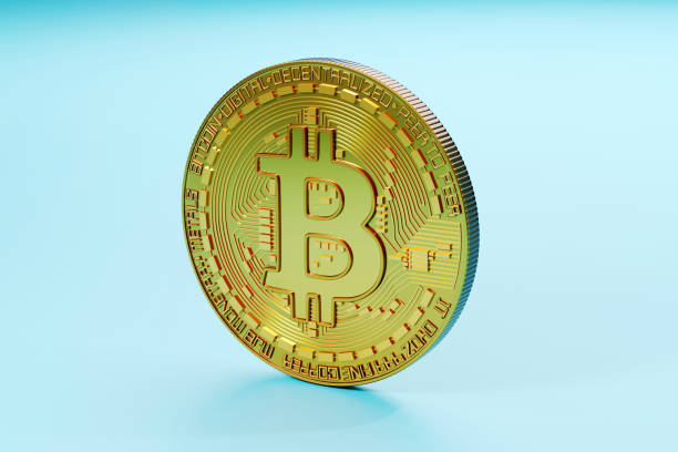Bitcoin Could Crash to $30,000, Analysts Warn, Citing Head and Shoulders and Four-Year Cycle