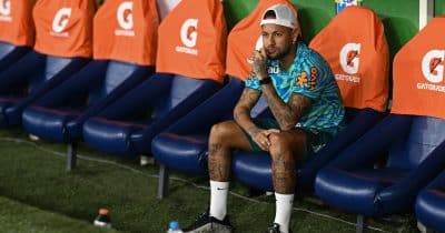 Neymar Trains Alone for First Time at Brazil World Cup Camp After Calf Injury