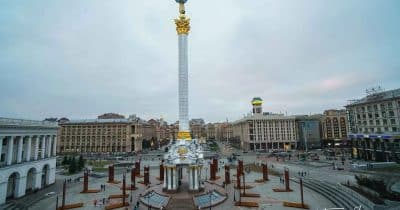 Russian Strikes on Kyiv Follow Trump-Putin Call as Peace Hopes Fade