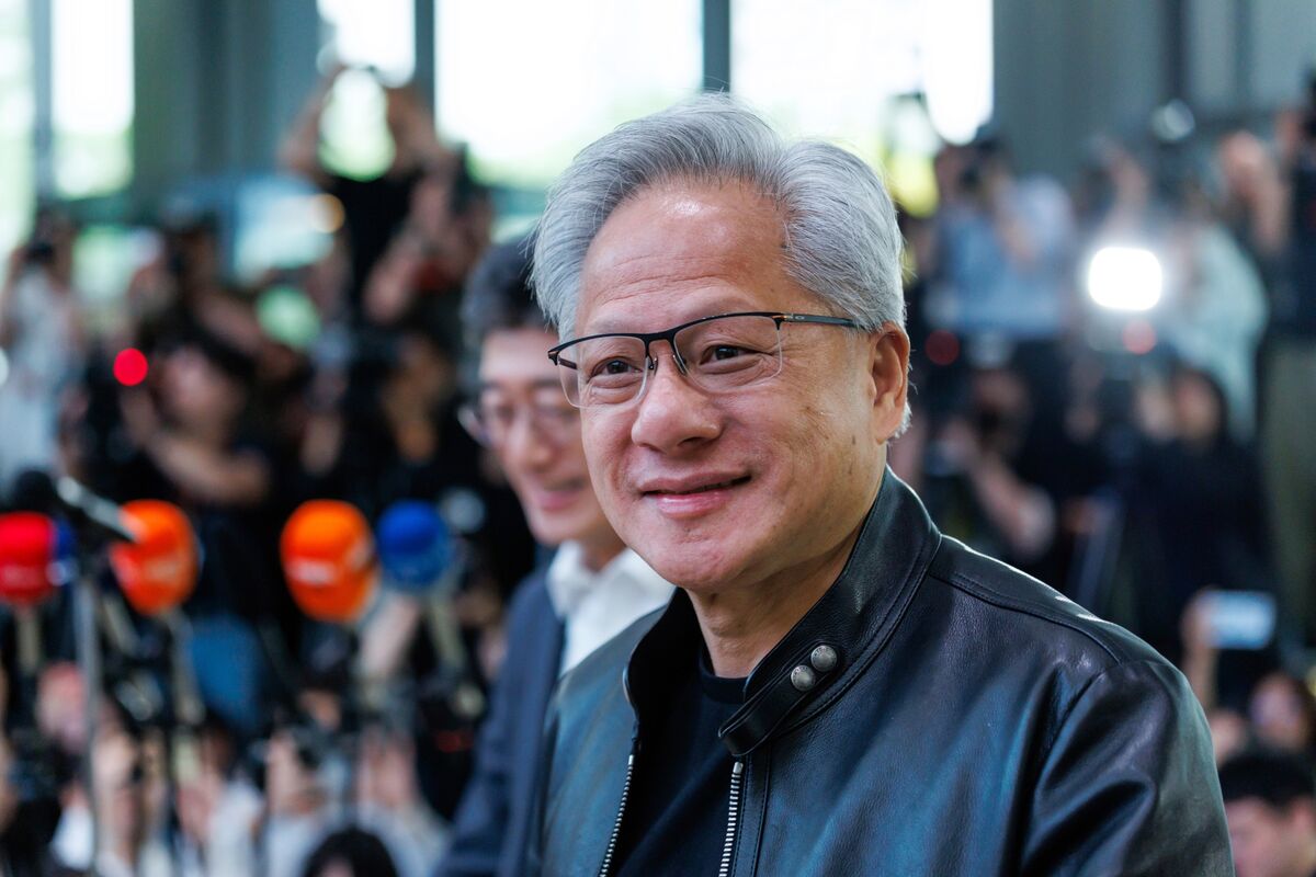 Nvidia CEO Calls Tech Selloff a 'Buying Opportunity,' Says AI Buildout 'Has Just Begun'