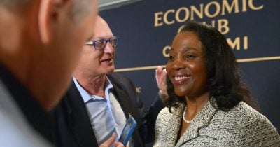 Fed Governor Cook Prepared to Raise Rates if Inflation Persists