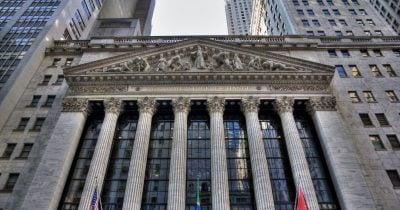 Corporate Profits Near Record GDP Share, Threatening to Delay Fed Rate Cuts