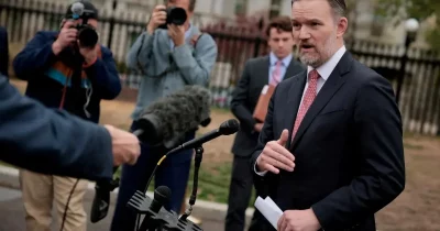US to Keep Tariffs on Mexico and Canada, Citing ‘Giant Trade Deficit’
