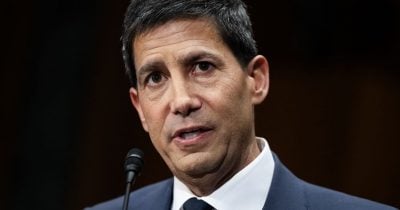 Warsh's Hawkish Stance Raises Prospect of Extended High Interest Rates
