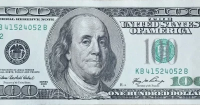 Dollar Drops After Report of US-Iran Ceasefire Deal