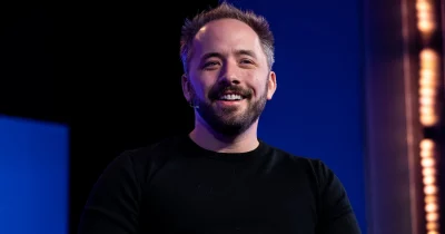 Dropbox CEO Drew Houston Steps Down After Nearly Two Decades