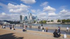 Unseasonal Late-September Warmth Forecast for Tuesday, With a Very Warm Night to Follow
