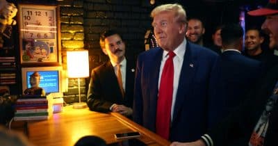 Trump Buys Goods with Bitcoin, Making History as First US President to Use Crypto