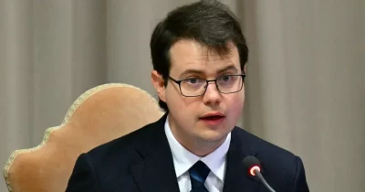 Anthropic Co-Founder Chris Olah Warns Vatican of Massive AI Job Losses
