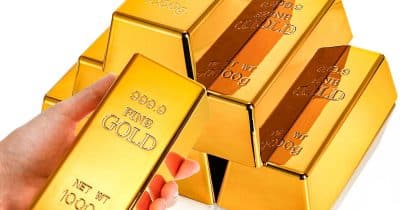 Central Banks Boost Gold Holdings, Tightening Supply and Lifting Bullion