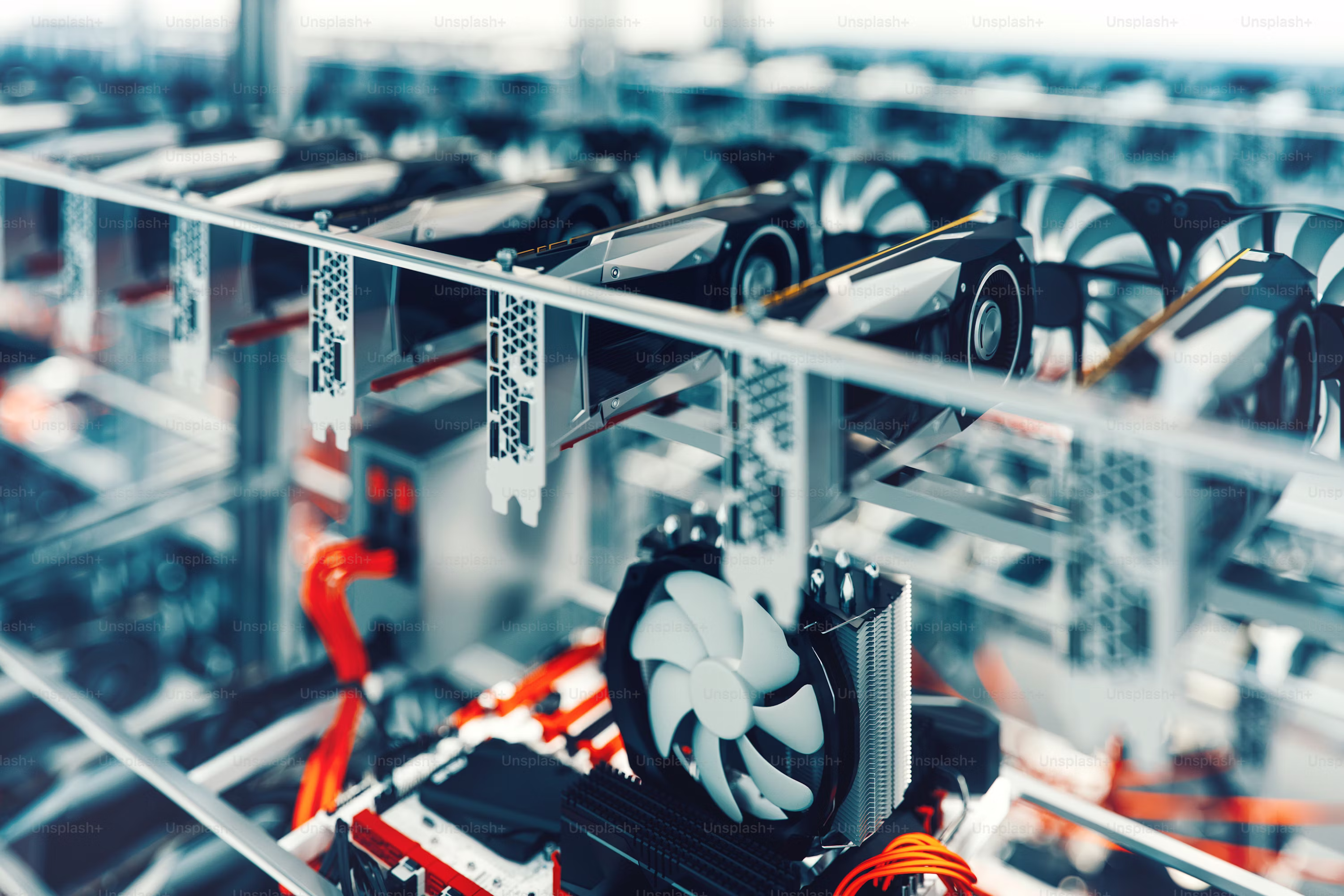 MARA Holdings Posts $1.26B Q1 Loss, Sells 20,880 BTC, Cuts 15% of Staff