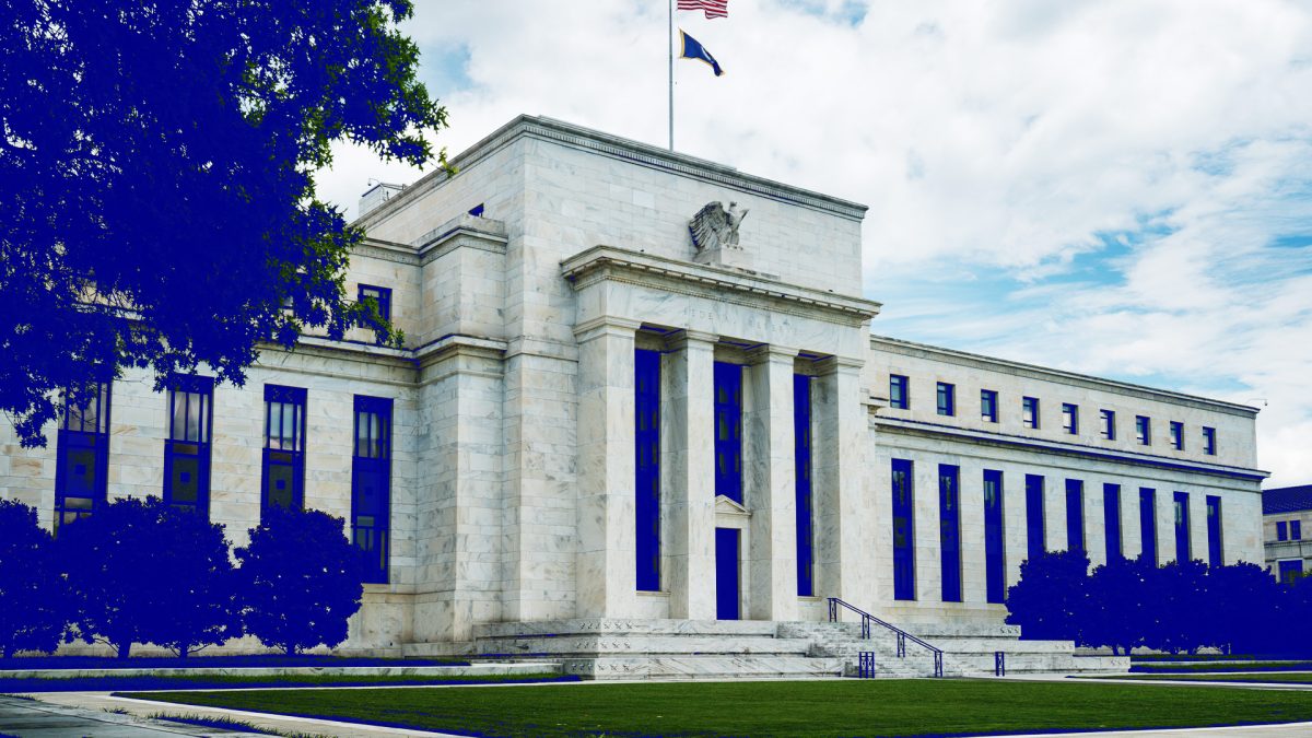 Bitcoin Holds Near $80K as Fed Rate-Hike Odds Climb Back to 60%
