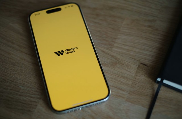 Western Union Launches USDPT Stablecoin on Solana, Targeting Remittances